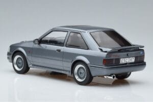Ford Escort Mk4 RS Turbo S Gris MCG 1:18 MCG18272 Metal - imagen 5 de 6