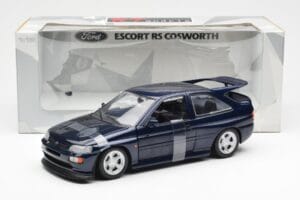 Ford Escort RS Cosworth Azul Metallic UT Models 1:18 180082101-R1 Metal - imagen 2 de 6
