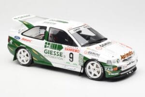 Ford Escort RS Cosworth B. Thiry / S. Prevot Rally San Remo 1994 Otto 1:18 OT1038 Resina - imagen 4 de 6