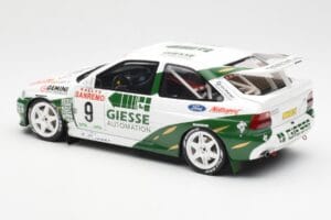Ford Escort RS Cosworth B. Thiry / S. Prevot Rally San Remo 1994 Otto 1:18 OT1038 Resina - imagen 5 de 6