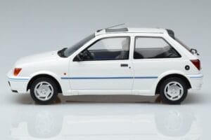 Ford Fiesta Mk3 XR2i Otto 1:18 OT967 Resina - imagen 3 de 6