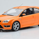 Ford Focus Mk2 ST 2.5 Electric Naranja Otto 1:18