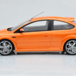Ford Focus Mk2 ST 2.5 Electric Naranja Otto 1:18 - image 3 of 6