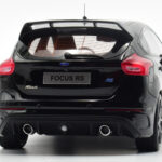 Ford Focus RS Mk3 Negro Otto 1:18 - image 7 of 8
