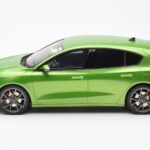 Ford Focus Mk5 ST Phase 2 Mean Verde Otto 1:18 OT450 - image 3 of 6