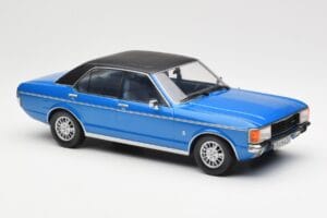 Ford Granada Mk1 Azul Metalizado Negro Mate MCG 1:18 MCG18394 Metal - imagen 4 de 6