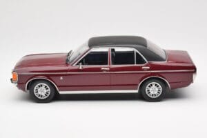 Ford Granada Mk1 Rojo Oscuro Metalizado Negro Mate MCG 1:18 MCG18393 Metal - imagen 3 de 6