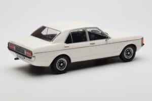 Ford Granada Mk1 Blanco MCG 1:18 MCG18395 Metal - imagen 2 de 6