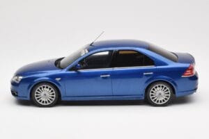 Ford Mondeo ST220 Performance Azul Otto 1:18 OT448 Resina - imagen 3 de 6