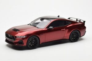 Ford Mustang GT S650 Rapid Rojo GT Spirit 1:18 GT433