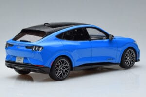 Ford Mustang Mach-E GT Performance Azul Otto 1:18 OT414 Resina - imagen 2 de 6