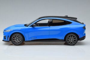 Ford Mustang Mach-E GT Performance Azul Otto 1:18 OT414 Resina - imagen 3 de 6