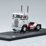 Freightliner COE Blanco IXO 1:43 TR128