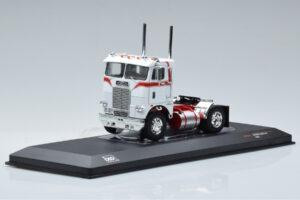 Freightliner COE Blanco IXO 1:43 TR128