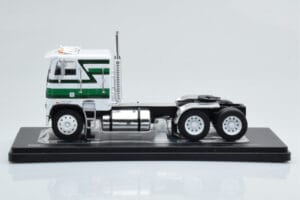 Freightliner FLA Blanco Verde IXO 1:43 TR149 Metal - imagen 2 de 4