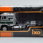 Freightliner FLA Blanco Verde IXO 1:43 - image 4 of 4