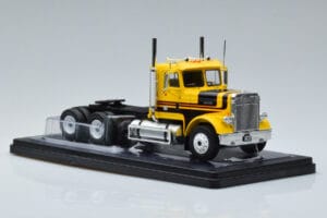 Freightliner FLC120 64T Amarillo IXO 1:43 TR116 Metal - imagen 4 de 6