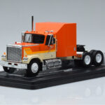 GMC General Naranja IXO 1:43 TR129