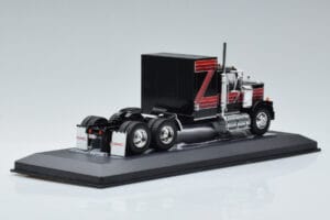 GMC General Rojo Negro IXO 1:43 TR102 Metal - imagen 2 de 6