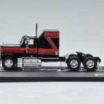 GMC General Rojo Negro IXO 1:43 TR102 - image 3 of 6