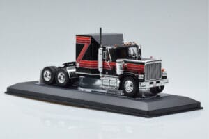 GMC General Rojo Negro IXO 1:43 TR102 Metal - imagen 4 de 6