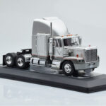 GMC General SBFA Plata IXO 1:43 - image 4 of 6