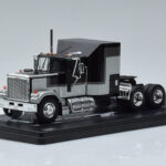 GMC General Plata Negro IXO 1:43 TR117