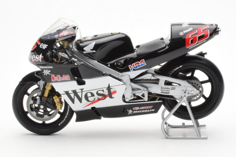 Honda NSR500 West Honda Pons #65 L. Capirossi 500cc World Championship 2001 Minichamps 1:12 122016165