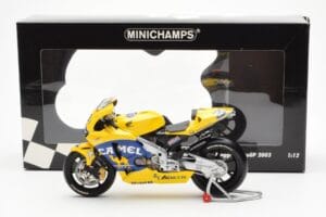 Honda RC211V Pramac Pons #3 M. Biaggi MotoGP 2003 Minichamps 1:12 122037103 Metal - imagen 4 de 4