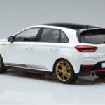 Hyundai i30 N PD Atlas Blanco MCG 1:18 - image 5 of 6