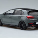 Hyundai i30 N PD Gris Sombra MCG 1:18 - image 5 of 6
