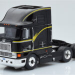 International Eagle Cabover Negro IXO 1:43