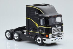 International Eagle Cabover Negro IXO 1:43 TR169 Metal - imagen 3 de 5