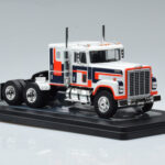 International Transtar 4300 Blanco IXO 1:43 - image 4 of 6