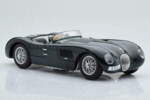 Jaguar C-Type Verde AUTOart 1:18 73500 Metal - imagen 6 de 8