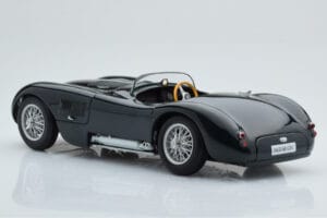Jaguar C-Type Verde AUTOart 1:18 73500 Metal - imagen 7 de 8