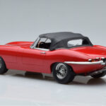 Jaguar E-Type Series 1 Roadster Rojo KK-Scale 1:18 - image 5 of 6