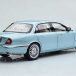 Jaguar XJ6 X350 Seafrost Azul Claro Almost Real 1:18 - image 4 of 11
