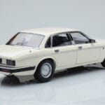 Jaguar XJ6 XJ40 Glacier Blanco Almost Real 1:18 - image 3 of 11