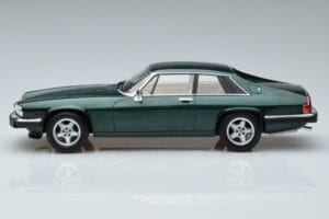 Jaguar XJS V12 Verde Metalizado Norev 1:18 182620 Metal - imagen 3 de 6