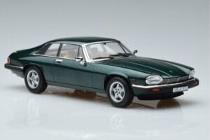 Jaguar XJS V12 Verde Metalizado Norev 1:18 182620 Metal - imagen 4 de 6