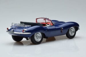 Jaguar XKSS Azul AUTOart 1:18 73510 Metal - imagen 3 de 9