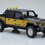 Jeep Gladiator Honcho Negro GT Spirit 1:18 - image 4 of 6