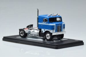 Kenworth Bullnose Azul IXO 1:43 TR154 Metal - imagen 4 de 6
