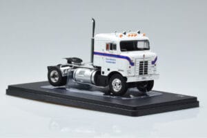 Kenworth Bullnose Ross Mackie Transport Blanco IXO 1:43 TR063 Metal - imagen 4 de 6