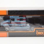 Kenworth T2000 Azul Claro Rojo IXO 1:43 TR180 - image 3 of 4