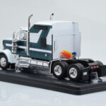 Kenworth W900 Verde Blanco IXO 1:43 - image 5 of 6