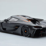 Koenigsegg Jesko Absolut Graphite Gris Asia Exclusive GT Spirit 1:18 - image 5 of 6