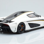 Koenigsegg Regera Blanco GT Spirit 1:18 - image 2 of 5