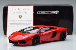 Lamborghini Aventador LP700-4 Andromeda Rojo AUTOart 1:18 74669 Metal - imagen 10 de 10